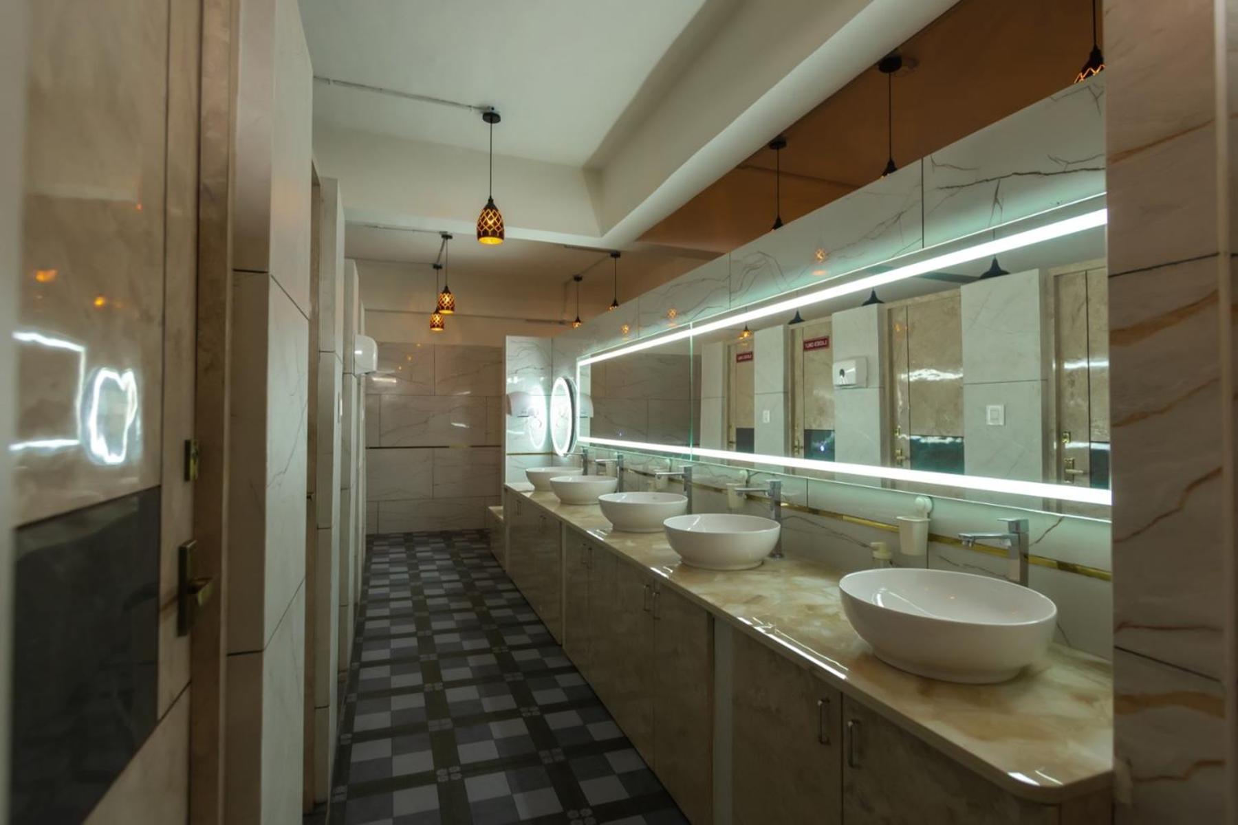 Bharath Pods Bed & Breakfast โคอิมบาทอร์ ภายนอก รูปภาพ